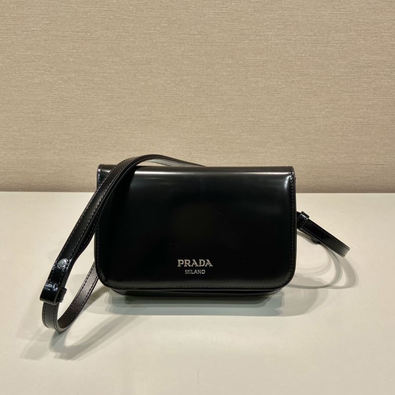 Pra*a hobo bags